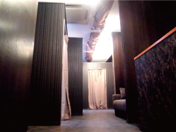 シースリー吉祥寺店の店舗の様子